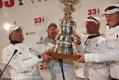 14 02 2010 - Valencia (ESP) - 33rd America's Cup - BMW ORACLE Racing - Race 2
