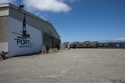 07 06 2011 - San Francisco (USA,CA) - 34th America's Cup - The Piers in their state of origin - Pier 27-29 - Pier 27