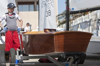 24 05 2010 - Hyères (FRA,83) - Optimist en bois