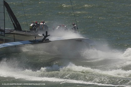 13 07 2013 - San Francisco (USA,CA) - 34th America's Cup - Louis Vuitton Cup - Round Robin - Race Day 4 - Luna Rossa vs ETNZ