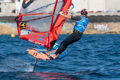28 10 2021, Marseille, FRA, IQfoil European Championship organised by Club La Pelle, Medal races, Nicolas Goyard, world and European IQfoil 2021 male champion