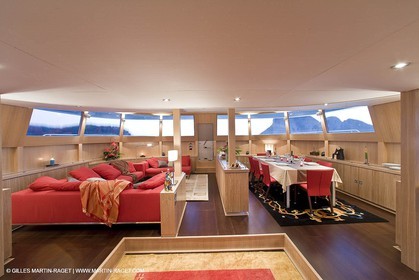 08 02 2008 - La Ciotat (FRA, 13)- Motor Yacht catamaran Bradley (Vaton design, H2X built)