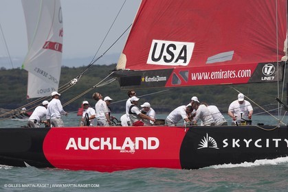 11 02 2009 - Auckland (NZL) -  Louis Vuitton Pacific Series -  Racing Day 11 - sail off
