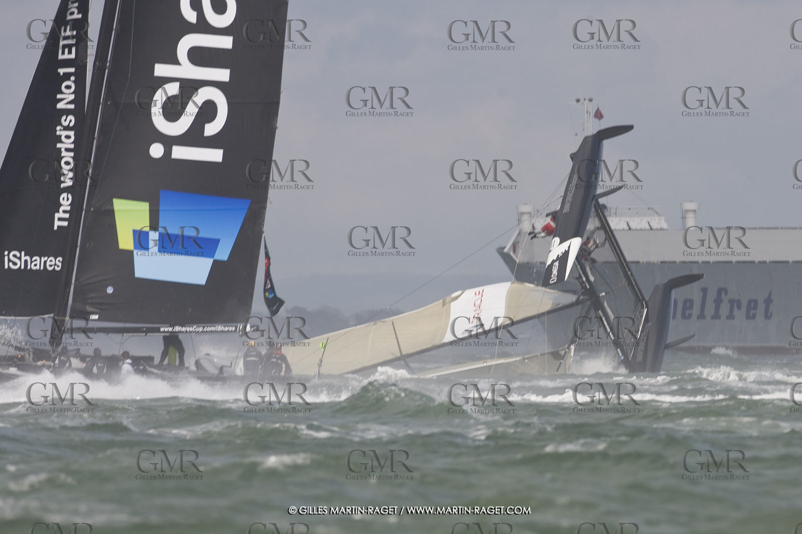 02 08 2008 - Cowes (UK, IOW) - BMW ORACLE Racing - IShare Cup Cowes - Racing Day 1