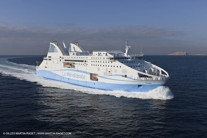 14 01 2012 - Marseille (FRA,13) - La Meridionale shipping company - the Piana off Marseille and the Calanques