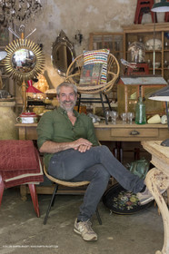 09 06 2018, Bonnieux (FRA,84), Antiquaire