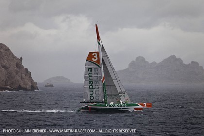 14 05 09 - Marseille - Record de la Méditerranée - Groupama 3 - Franck Cammas - G class - Départ de Marseille pour Carthage