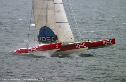 Round the world solo record - Idec - Francis Joyon - Brest finish