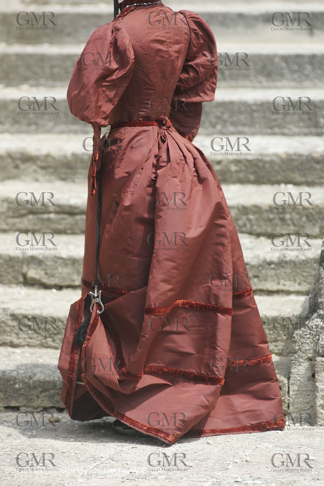 May 2004 - La Tour d'Aigues (FRA, 84) - Old costumes for women of the South exhibition