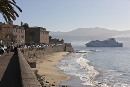 16 02 2012 - Ajaccio (FRA, Corse) - Compagnie la Méridionale - Le Piana en escale à Ajaccio