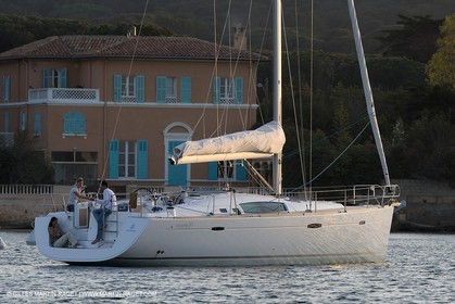 Cruising monohull mooring