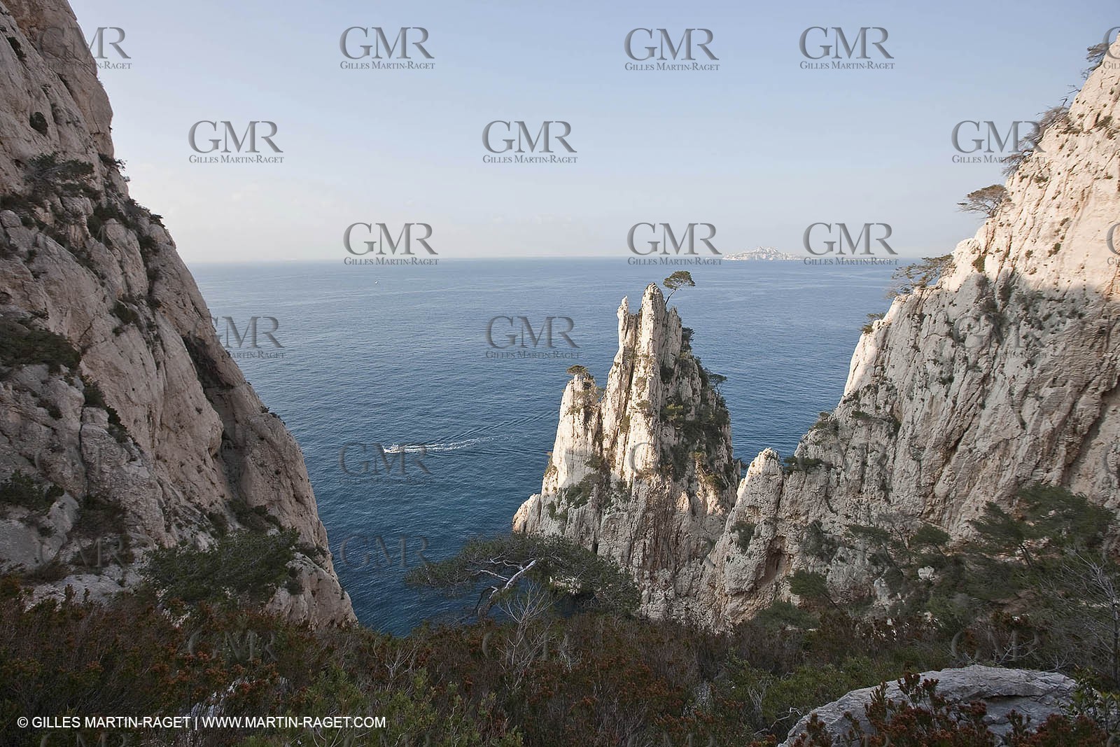 20 03 2009 - Marseille (FRA, 13) - Les Calanques - Pic de l'Eissadon and devenson cliffs