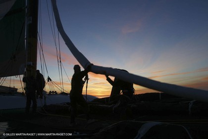 Orange II-Lorient-First trials-On board at night