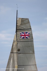 04 08 2010 - Cowes (UK, IOW) - The 1851 Cup -  BMW ORACLE Racing - Day 2.