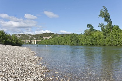 28 04 2009 - Ste Anastasie (FRA, 30) - Atlas Nîmes Métropole - campagne 2009 - Pont Saint Nicolas