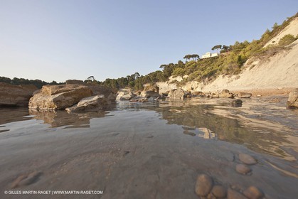 08 09 2009 - Marseille (FRA, 13) - Les Calanques - Cape Canaille and Soubeyrannes cliffs