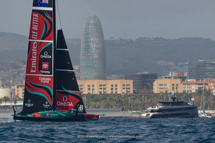 13 10 2024, Barcelona (ESP), Louis Vuitton 37th America's Cup, Final Match, Race Day 2, race 3
