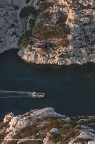 Décembre 2009 - Marseille (FRA) - Les Calanques - Morgiou vue depuis le Belvédère de Sugiton