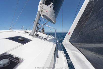 04 07 3017; Les EMbiez (FRA; 83) - Chantier Beneteau; Oceanis 41.1