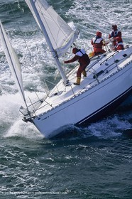 sailing, cruising, monohull under sails
