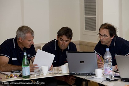 27 04 2008 - Paris (FRA) - 33rd America's Cup - BMW ORACLE Racing - Cup Yacht Design Team Meeting - Mike Drummond - Russell Coutts - Mick Kermarec