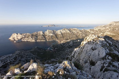 04 04 2009 - Marseille (FRA, 13) - Les Calanques - Marseille as seen from the top of the Baou Rond