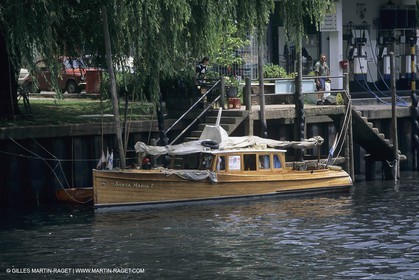 Classic motor yachts, runabouts