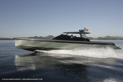 16 07 2007 - Portisco (Italie, Sardaigne) - Wally Power 47 millesime 2007