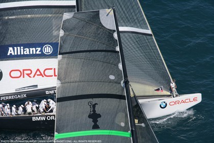 09 05 2007-Valencia (Spain)- 32nd America's Cup - Louis Vuitton Cup - RR2 - Day 11 - BMW ORACLE Racing