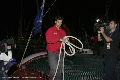 27 10 2006 - Saint Malo (FRA) - Route du Rhum 2006 - Thomas Coville - Sodeb'O - Lock passage