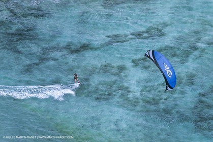 Watersports, Kite surfing