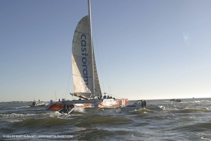 Kingfisher II - départ Trophée Jules Verne 2002 - Brest