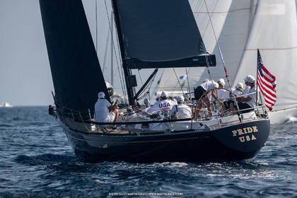05 10 2023, Saint-Tropez (FRA,83), Les Voiles de Saint-Tropez 2023, Race Day 5, Défi Pride Vs Ikra