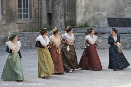 02 06 2014, ARles (FRA,13), Cérémonie de passation des bijoux de la Reine