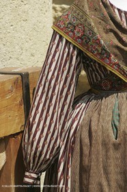 May 2004 - La Tour d'Aigues (FRA, 84) - Old costumes for women of the South exhibition