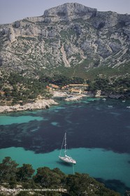 sailing, cruising, monohull at the mooring