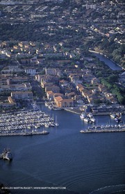 Port de Bouc, Canal de Caronte