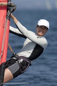 20 04 2010 - Hyères (FRA,83) - SOF 2010 - ZHIK Team - RSX women - Marina Alabau