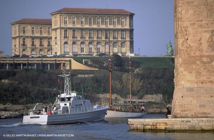 Navires de servitude