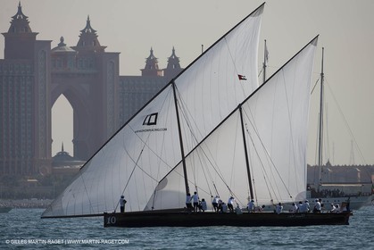 20 11 2010 - Dubai (UAE) - Dubai Louis Vuitton Trophy - Courses de boutres traditionnels pour les équipes engagées