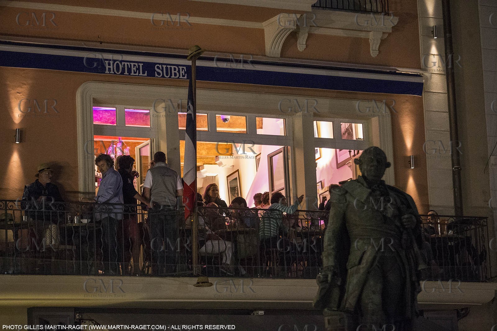 01 10 2025, Saint-Tropez (FRA,83) , Voioes de Saint-Tropez 2015, Day 4, Crew parade