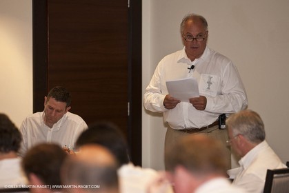 24 11 2010 - Dubai (UAE) - 34th America's Cyp - Dubai potential competitor meeting