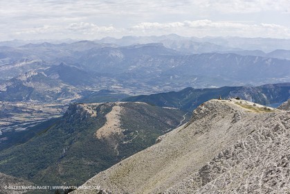 19 08 07 - Haute Provence, Paysages vus depuis le sommet de la montagne de Lure (FRA, 04)