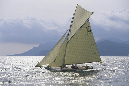 Sailing, Classic yachts (for yacht names check keywords)