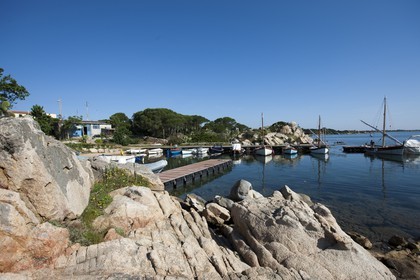 19 05 2010 - La Maddalena (ITA, Sardinia) - Chantier Naval Carrano et marina Passo de la Moneta