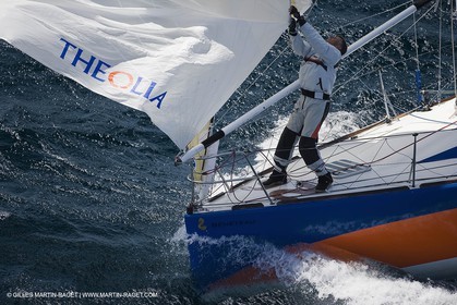 06-26-2007 - FIGARO II - THEOLIA - Skipper : Robert Nagy - Training off Marseille (south France) with strong wind conditions