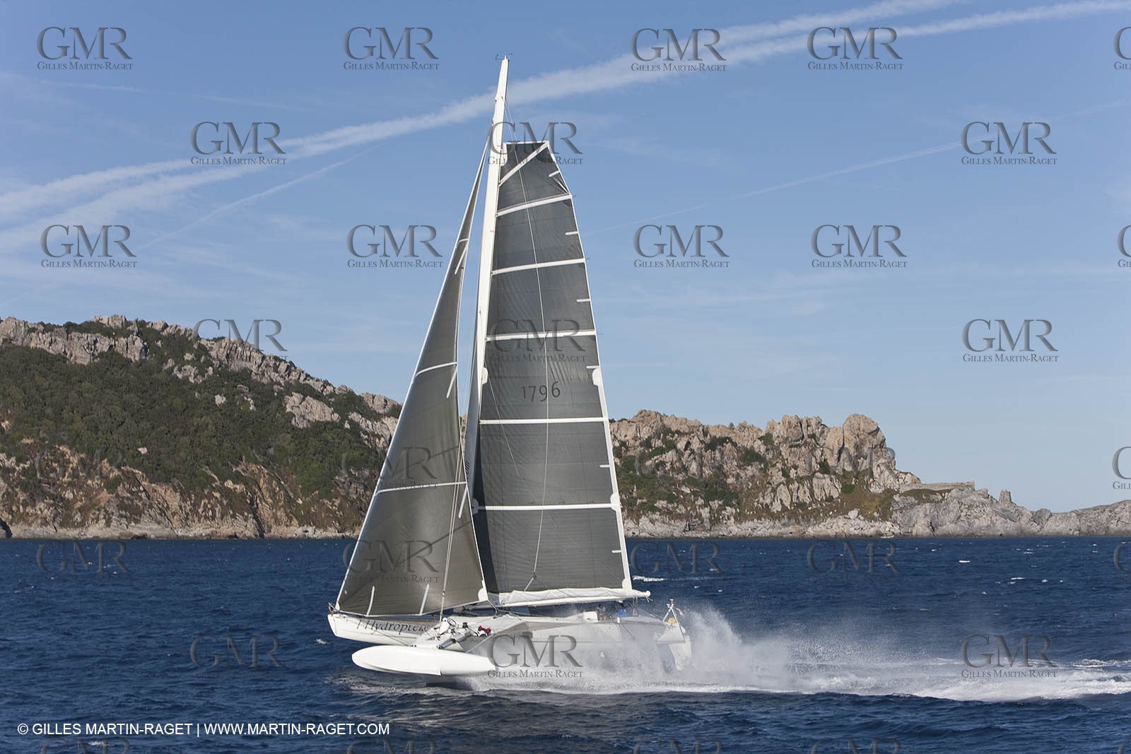 05 09 2009 - Hyères (FRA, 83) Hydroptère beat the overal sailing speed record with a run at 51,36 knts ( subjet to ratification by WSSRC)