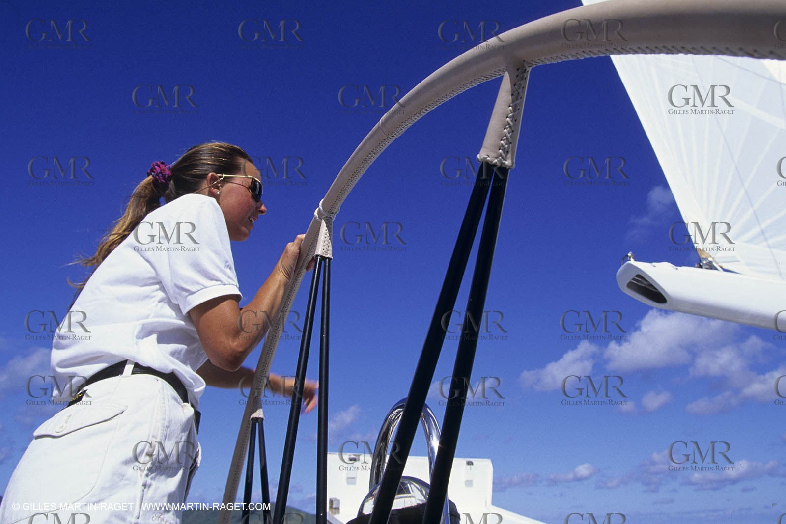 Sailing, cruising, women onboard