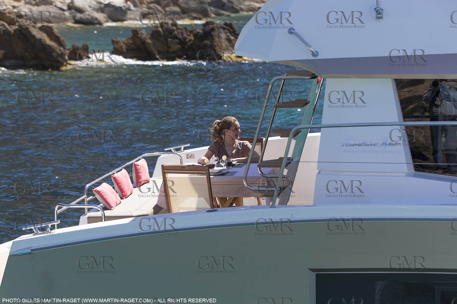 08 04 2015, Andraitx (Isla de Mallorca, Islas Baleares, ESP), Chantier Fountaine-Pajot, Motor Yacht 37
