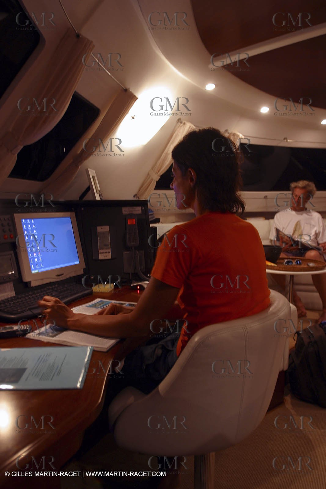 Cruising - People - Crew work